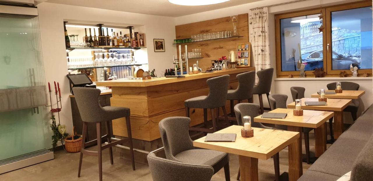 סרפהאוס Hotel Garni Jaegerheim מראה חיצוני תמונה